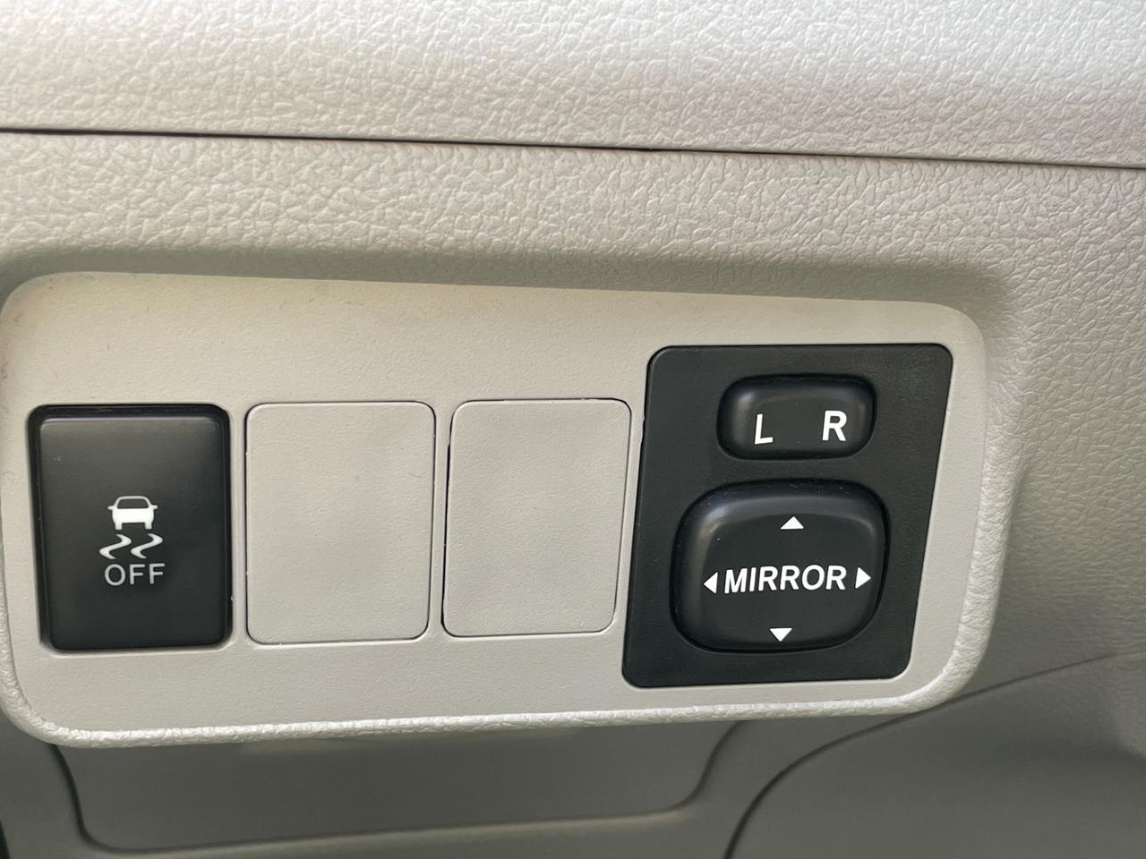 2011 Toyota Corolla Base 5-Speed Photo