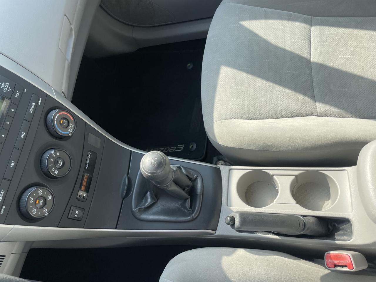 2011 Toyota Corolla Base 5-Speed Photo