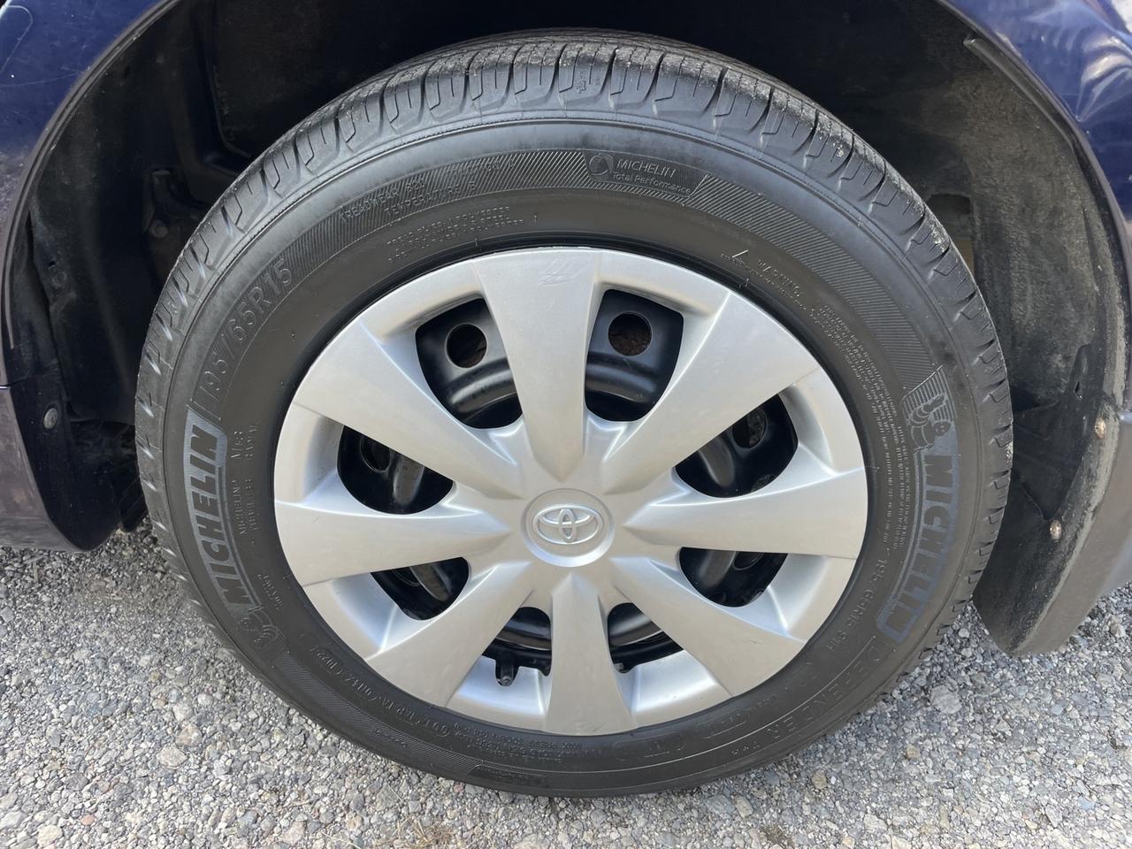 2011 Toyota Corolla Base 5-Speed Photo