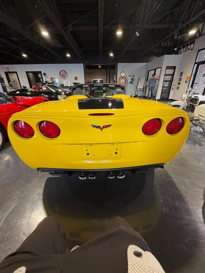 2009 Chevrolet Corvette ZHZ Hertz Edition Photo