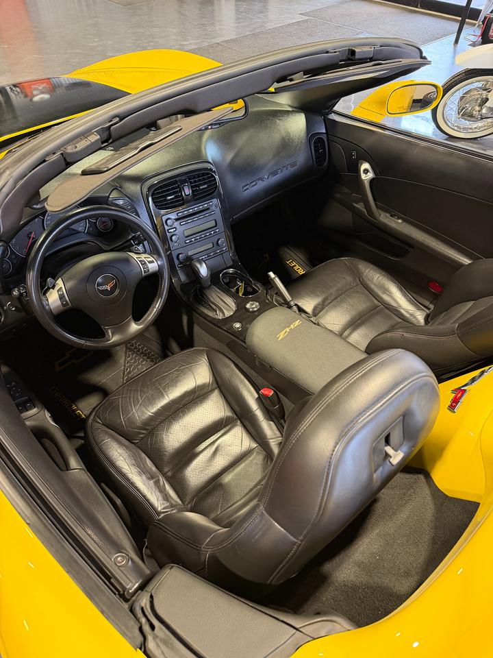 2009 Chevrolet Corvette ZHZ Hertz Edition Photo3