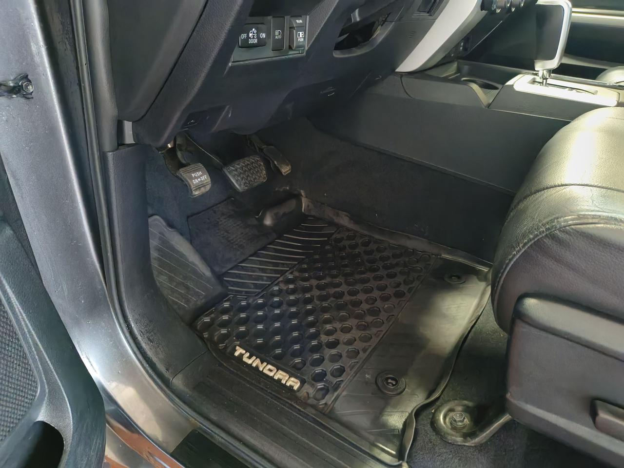 2018 Toyota Tundra Limited  Photo