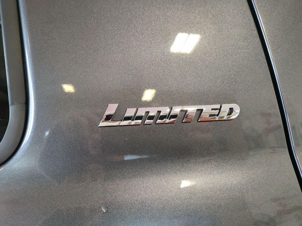 2018 Toyota Tundra Limited  Photo0