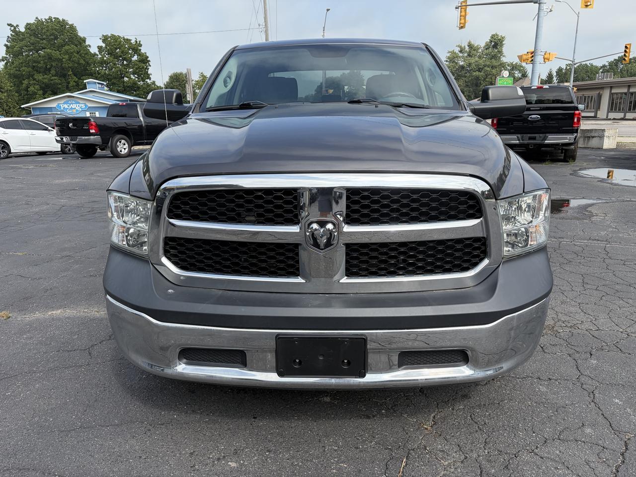 2018 RAM 1500 ST Photo2