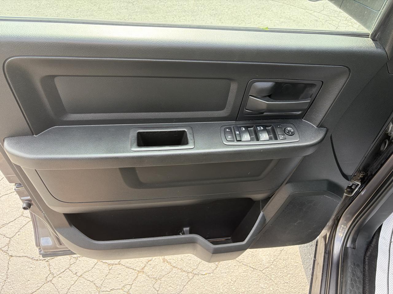 2018 RAM 1500 ST Photo