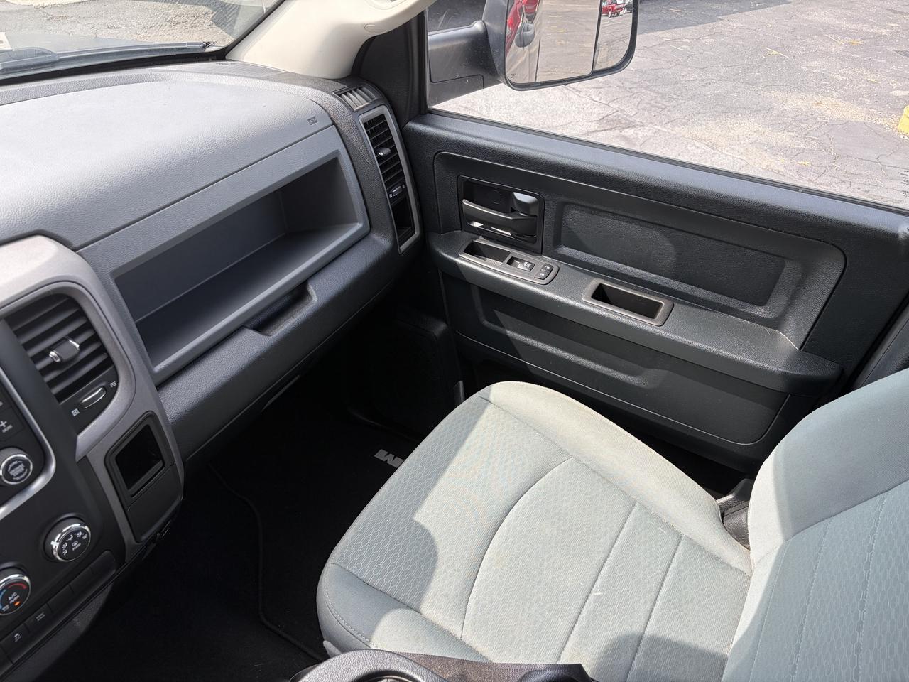 2018 RAM 1500 ST Photo
