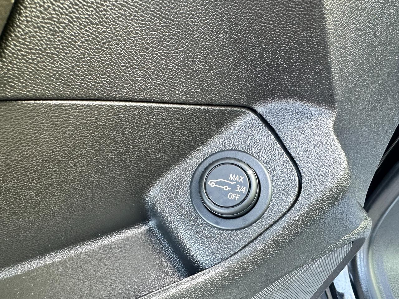 2022 GMC Terrain AT4 AWD HTD-Leather PanoRoof BOSE NAV BackupCam XM Photo