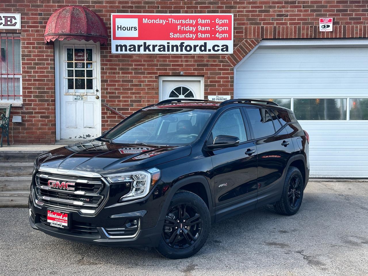 2022 GMC Terrain AT4 AWD HTD-Leather PanoRoof BOSE NAV BackupCam XM - Photo #1