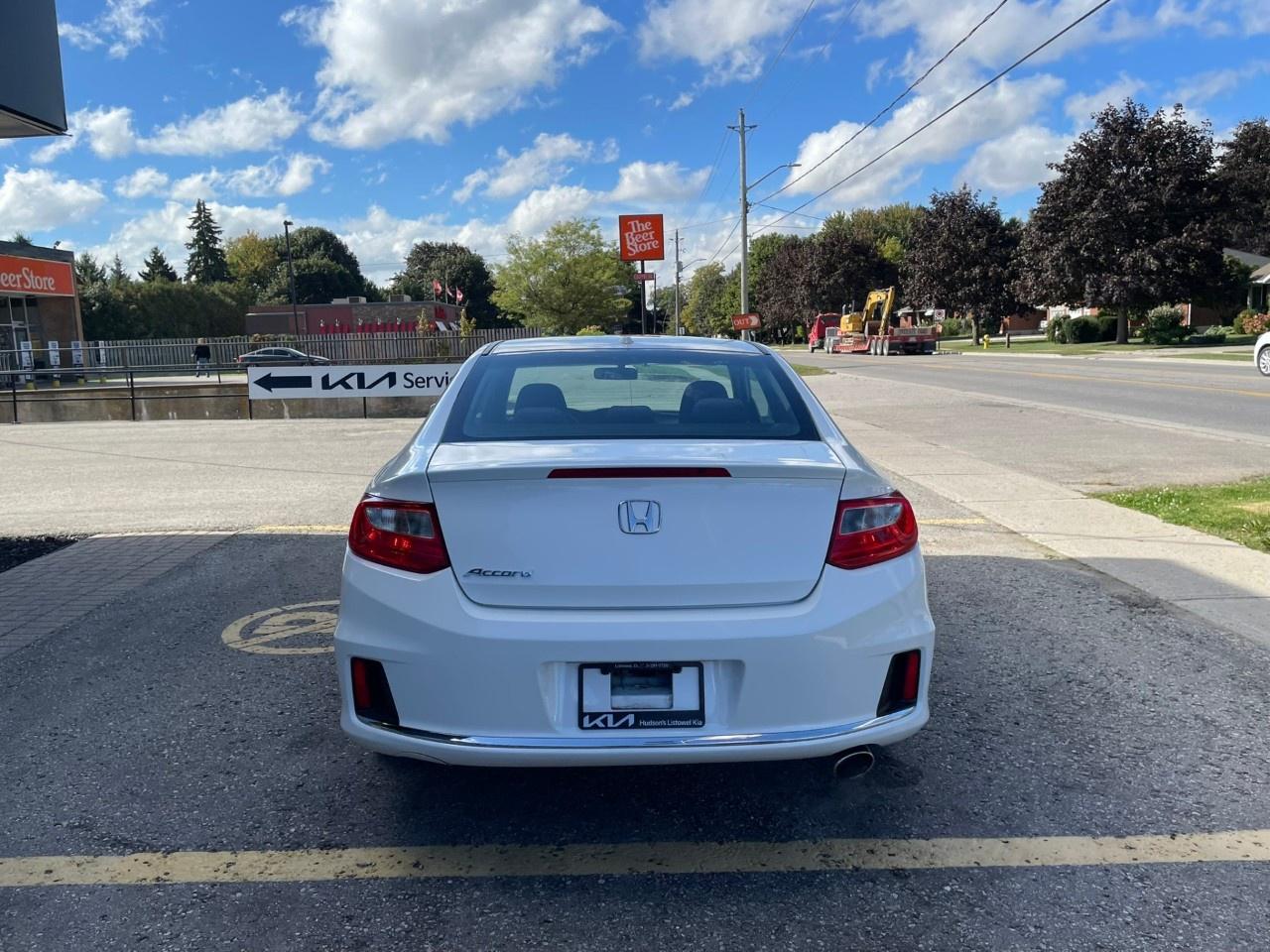 2015 Honda Accord Coupe EX CVT Photo