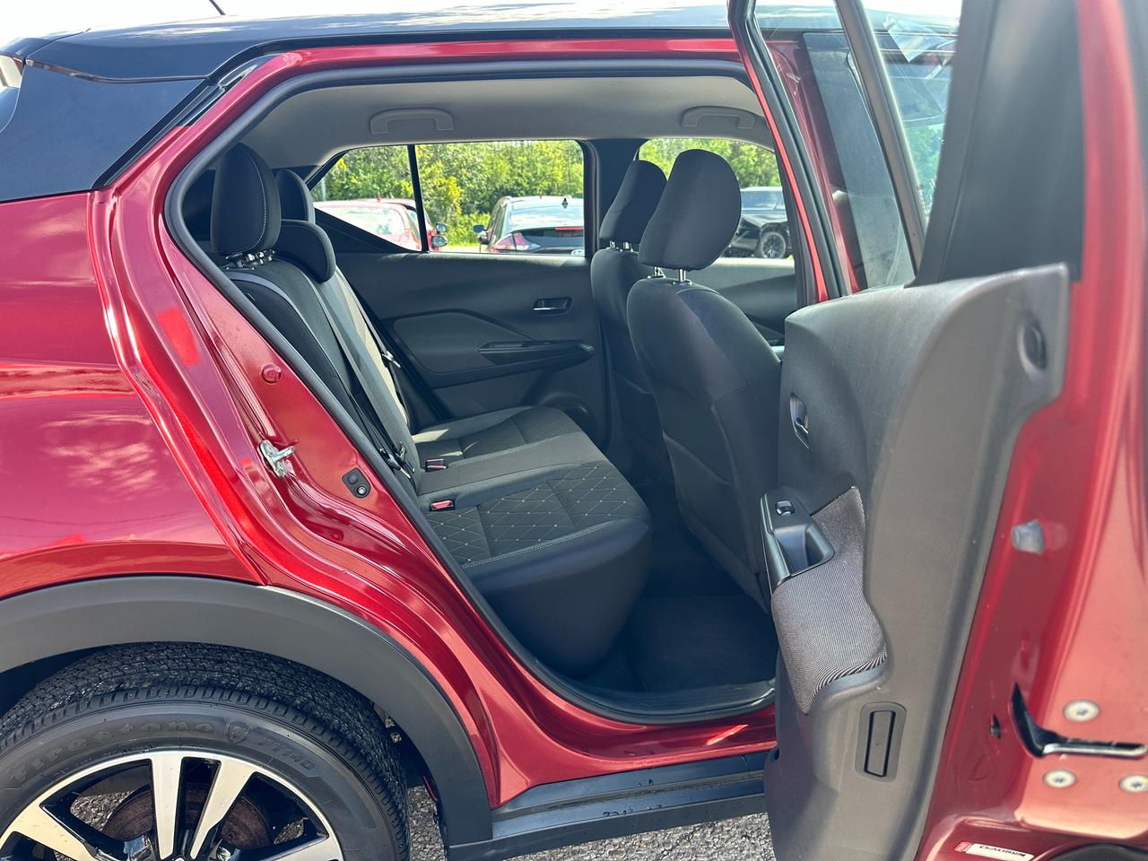 2019 Nissan Kicks SV Heated Cloth FM/XM Bluetooth BackupCam CarPlay Photo