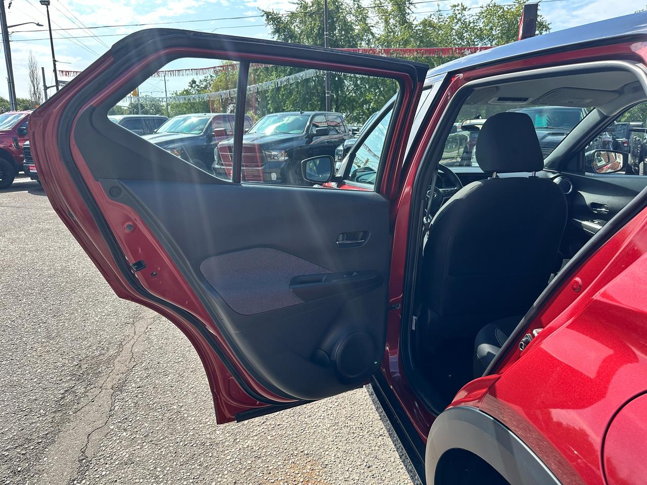 2019 Nissan Kicks SV Heated Cloth FM/XM Bluetooth BackupCam CarPlay Photo