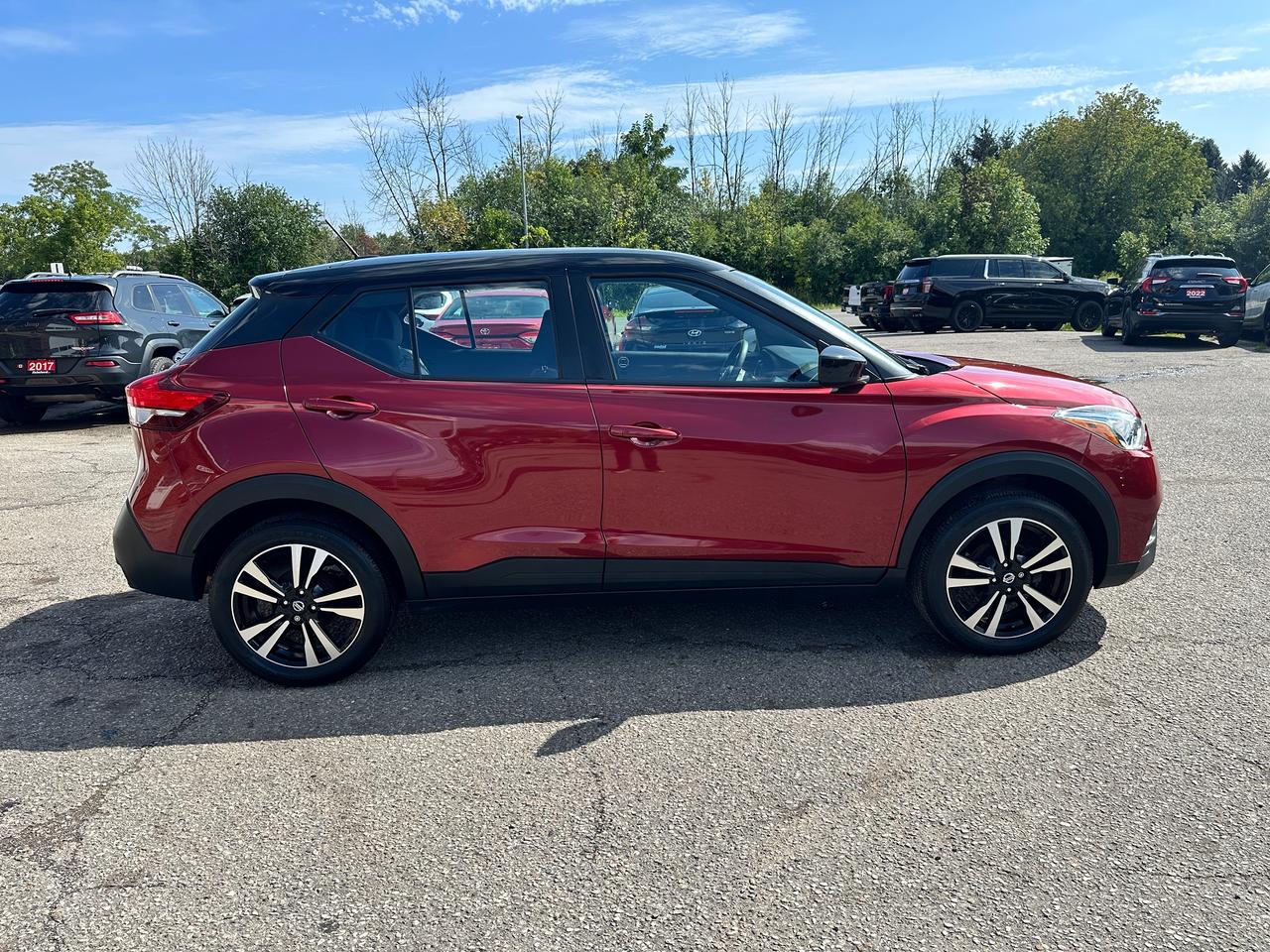 2019 Nissan Kicks SV Heated Cloth FM/XM Bluetooth BackupCam CarPlay Photo