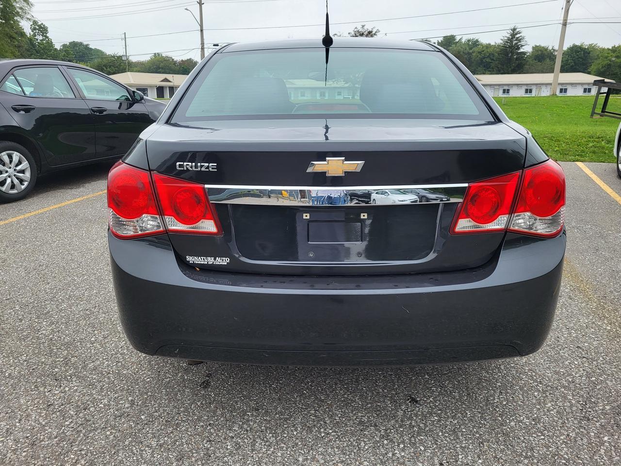 2014 Chevrolet Cruze LS Photo