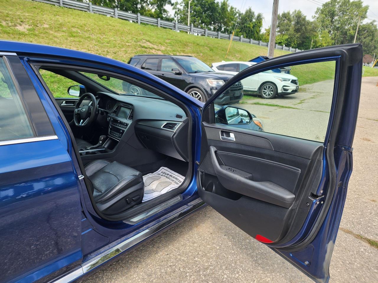 2015 Hyundai Sonata 2.0T ULTIMATE l Hyundai Serviced l Great Condition Photo