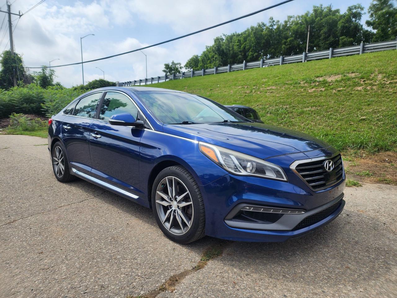 2015 Hyundai Sonata 2.0T ULTIMATE l Hyundai Serviced l Great Condition Photo