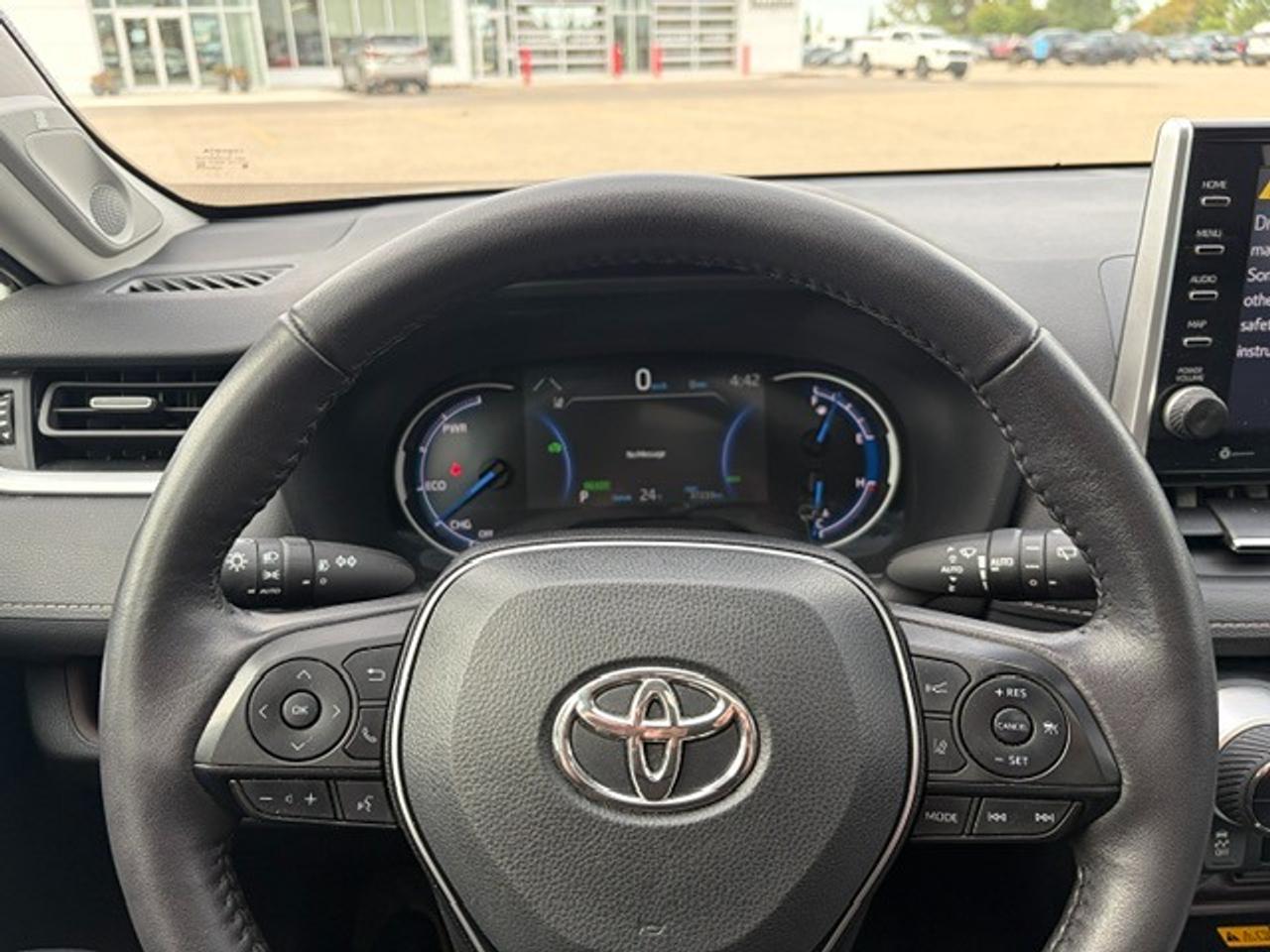 2022 Toyota RAV4 Hybrid Limited Photo