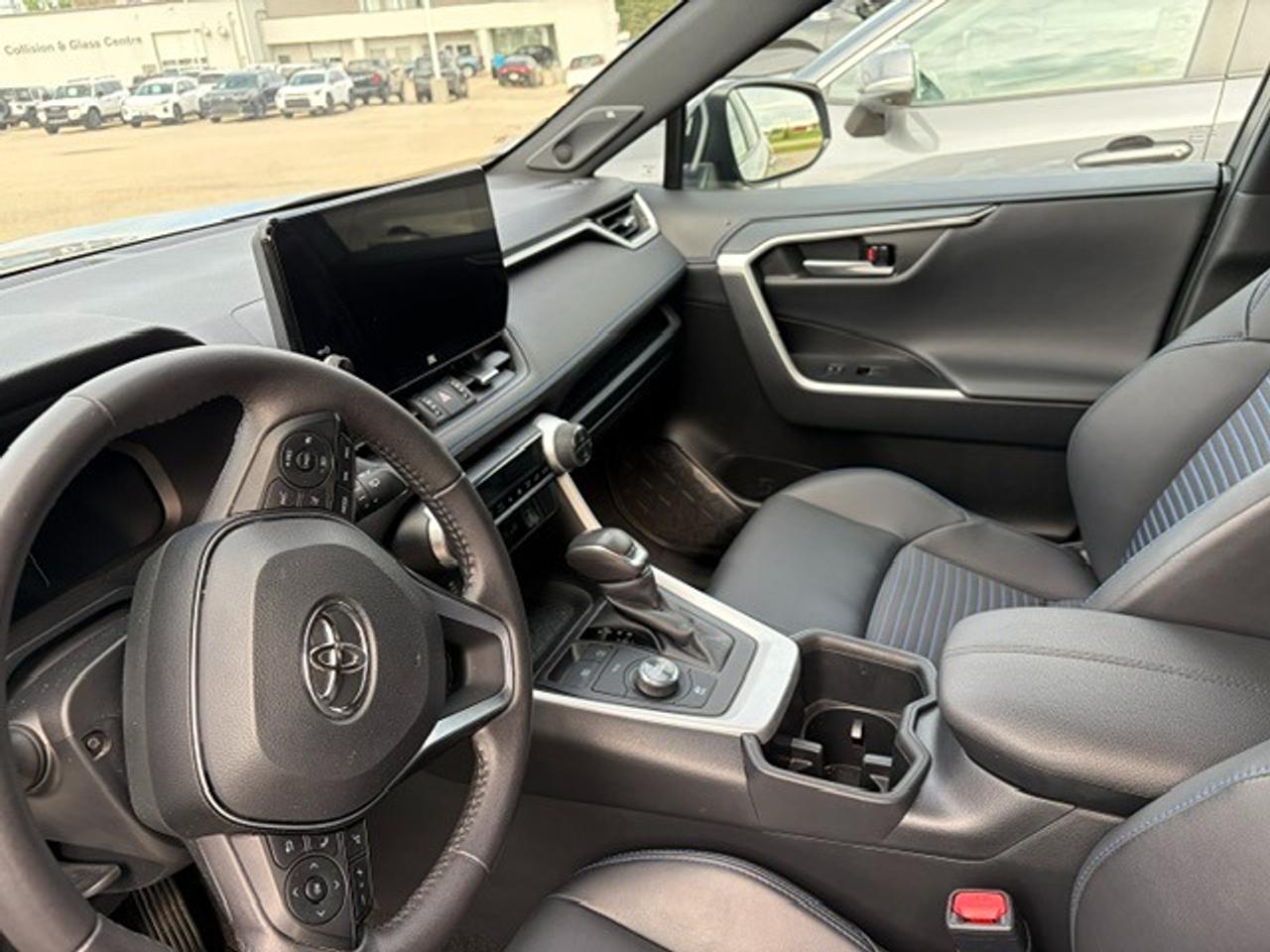 2023 Toyota RAV4  AWD Hybrid XSE Photo