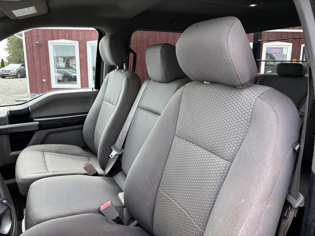 2020 Ford F-150 XLT /4x4/CLEAN CARFAX/ 5.0L/ Photo