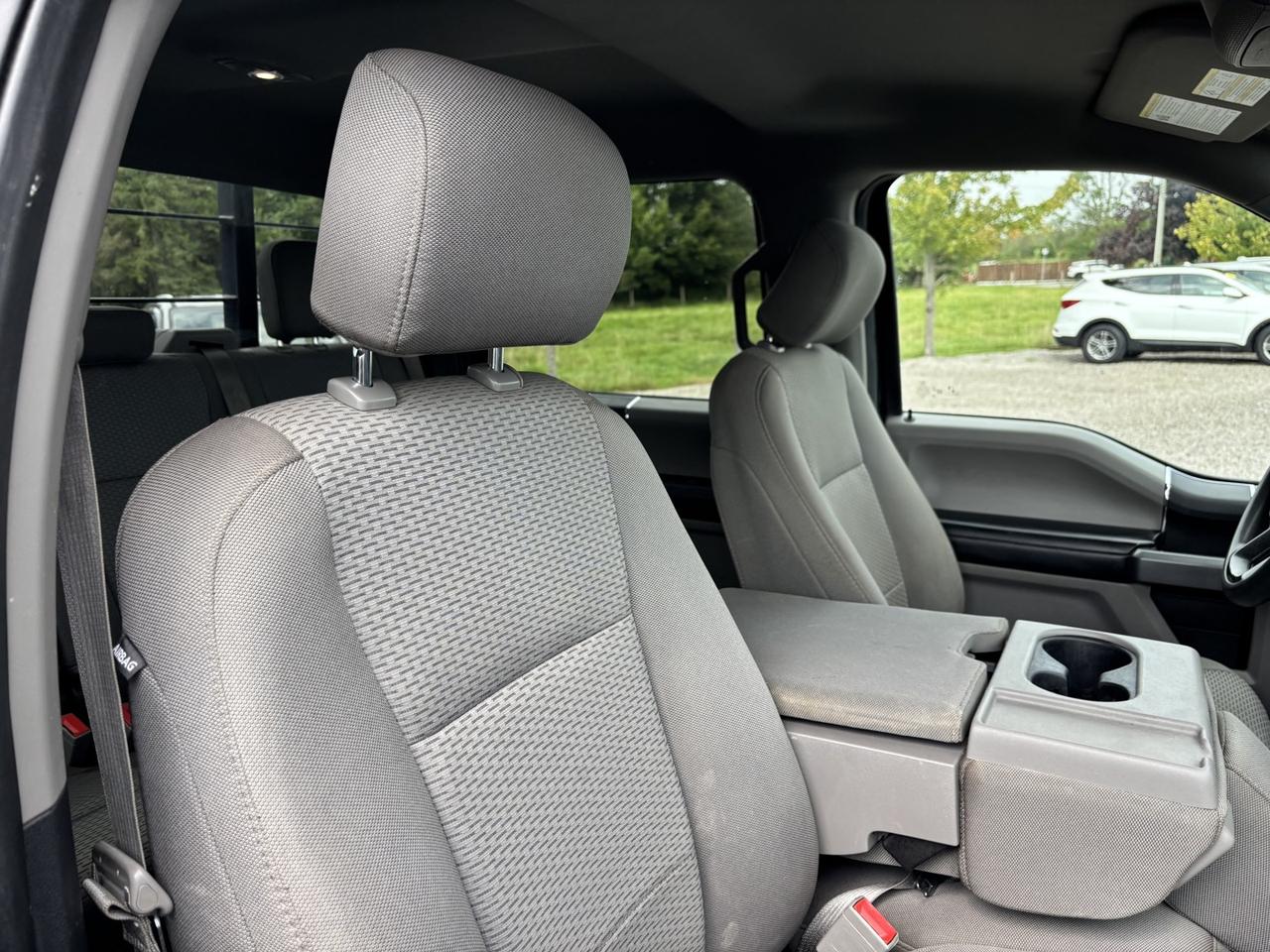 2020 Ford F-150 XLT /4x4/CLEAN CARFAX/ 5.0L/ Photo