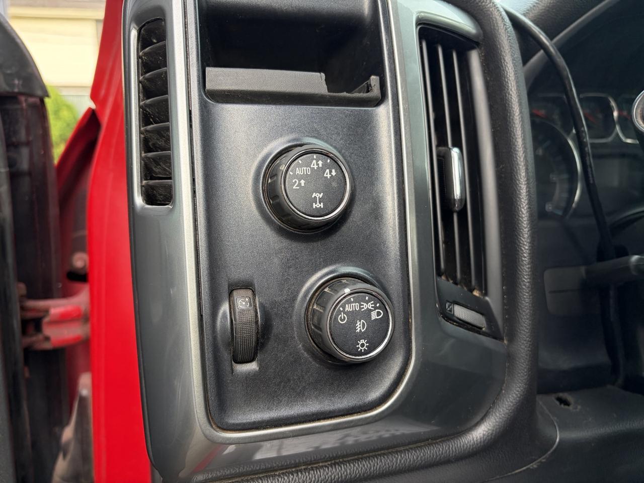 2016 Chevrolet Silverado 1500 LT DOUBLE CAB 4WD Photo