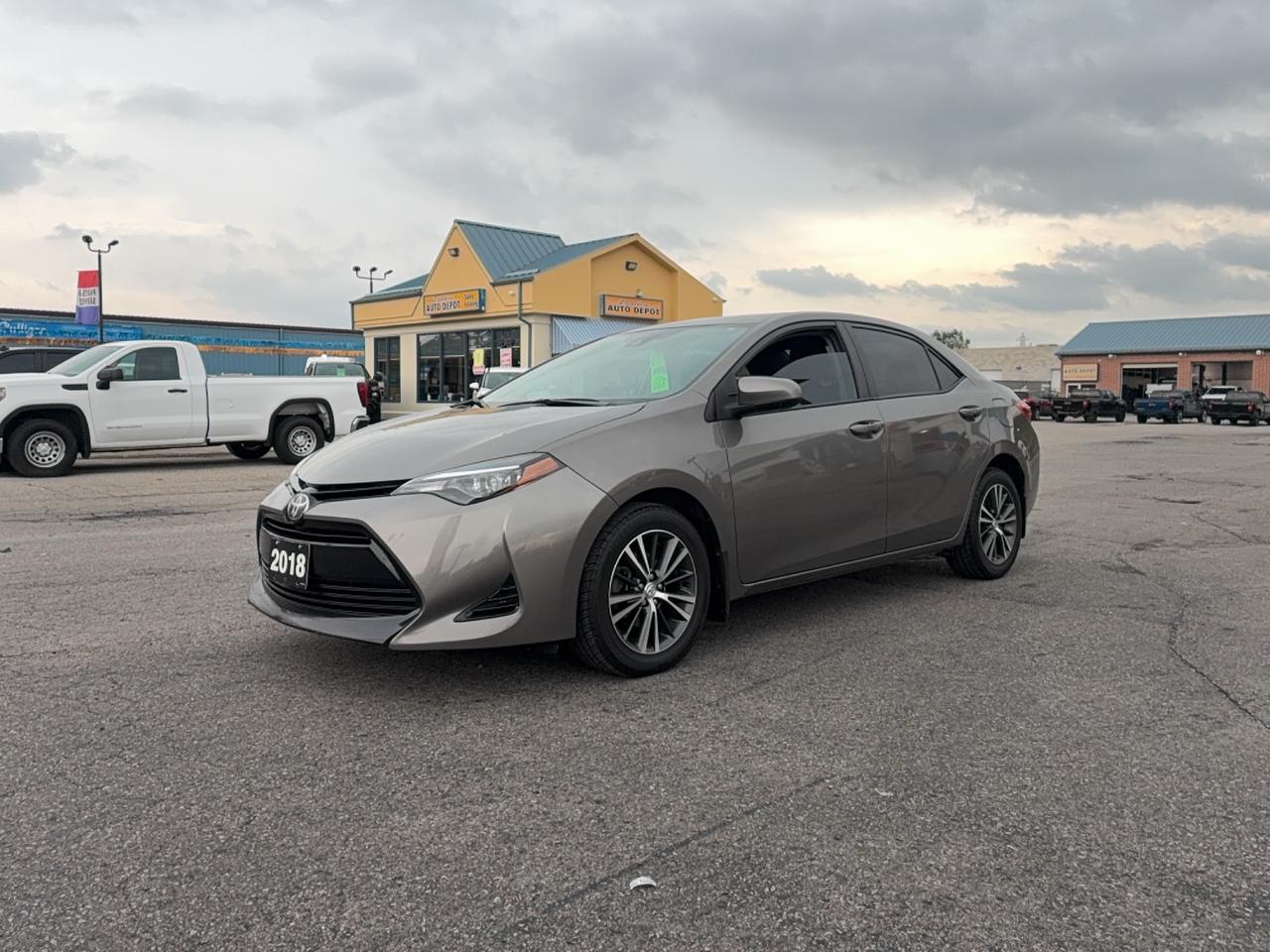 2018 Toyota Corolla LE 1.8L4cylGas PowerRoof HeatedSeats&SterringWheel - Photo #1