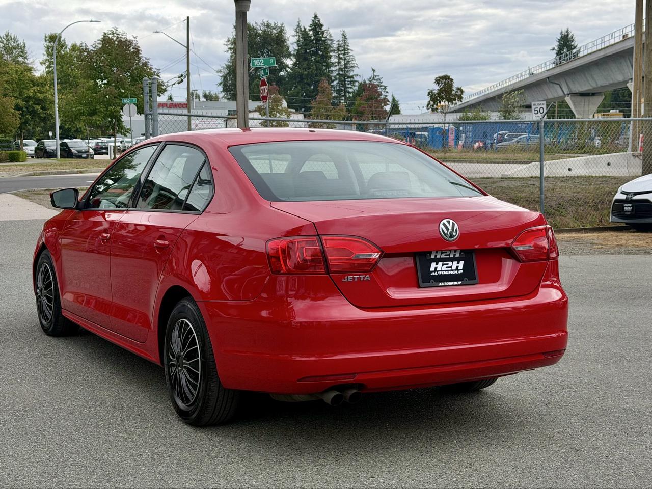 2014 Volkswagen Jetta FINANCING AVAILABLE Photo7