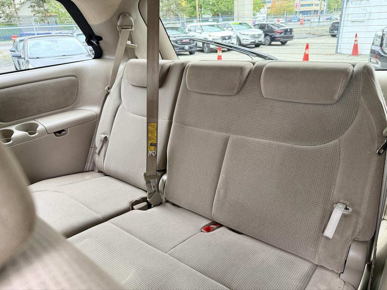 2004 Toyota Sienna FINANCING AVAILABLE Photo15