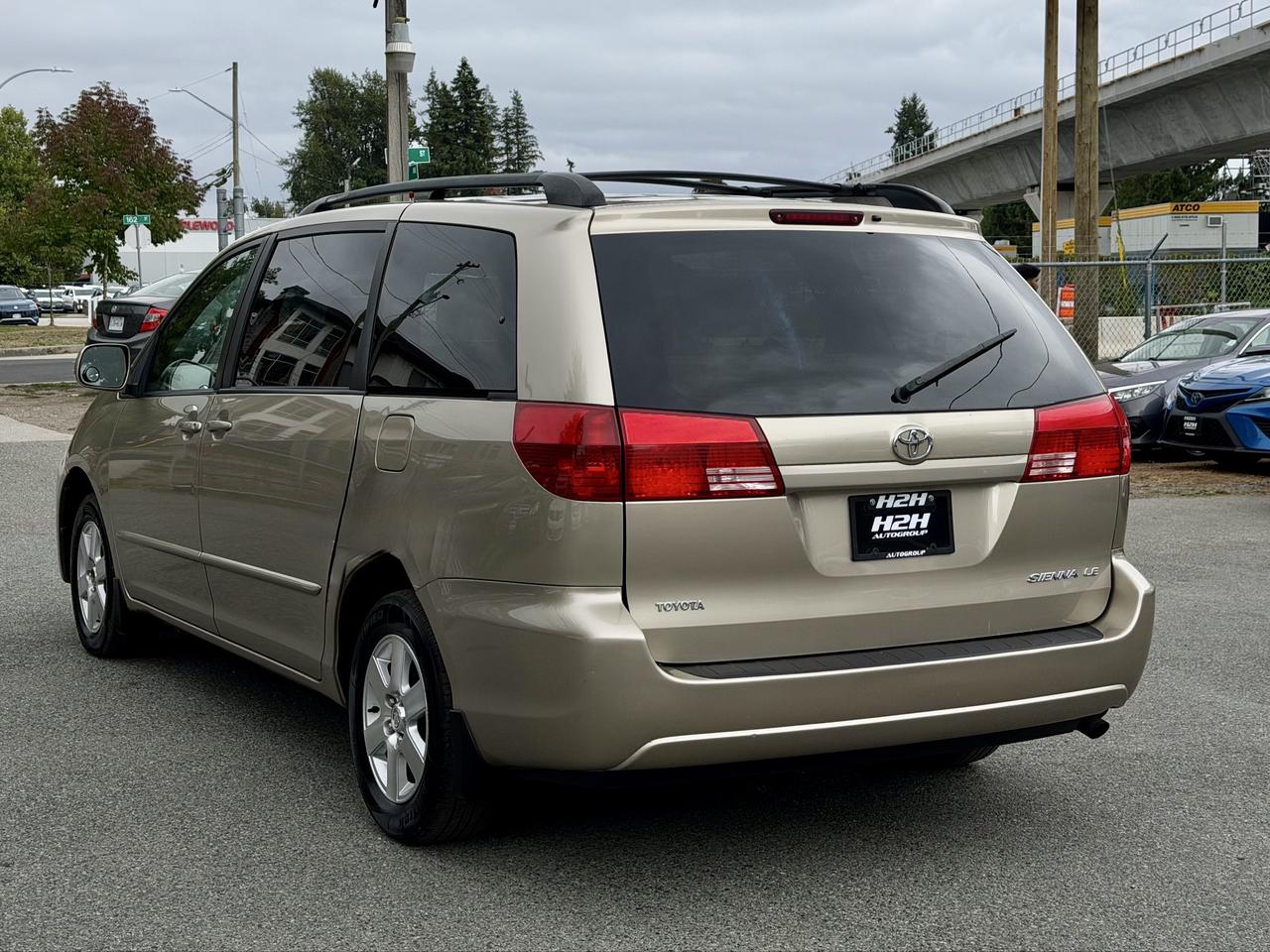 2004 Toyota Sienna FINANCING AVAILABLE Photo7