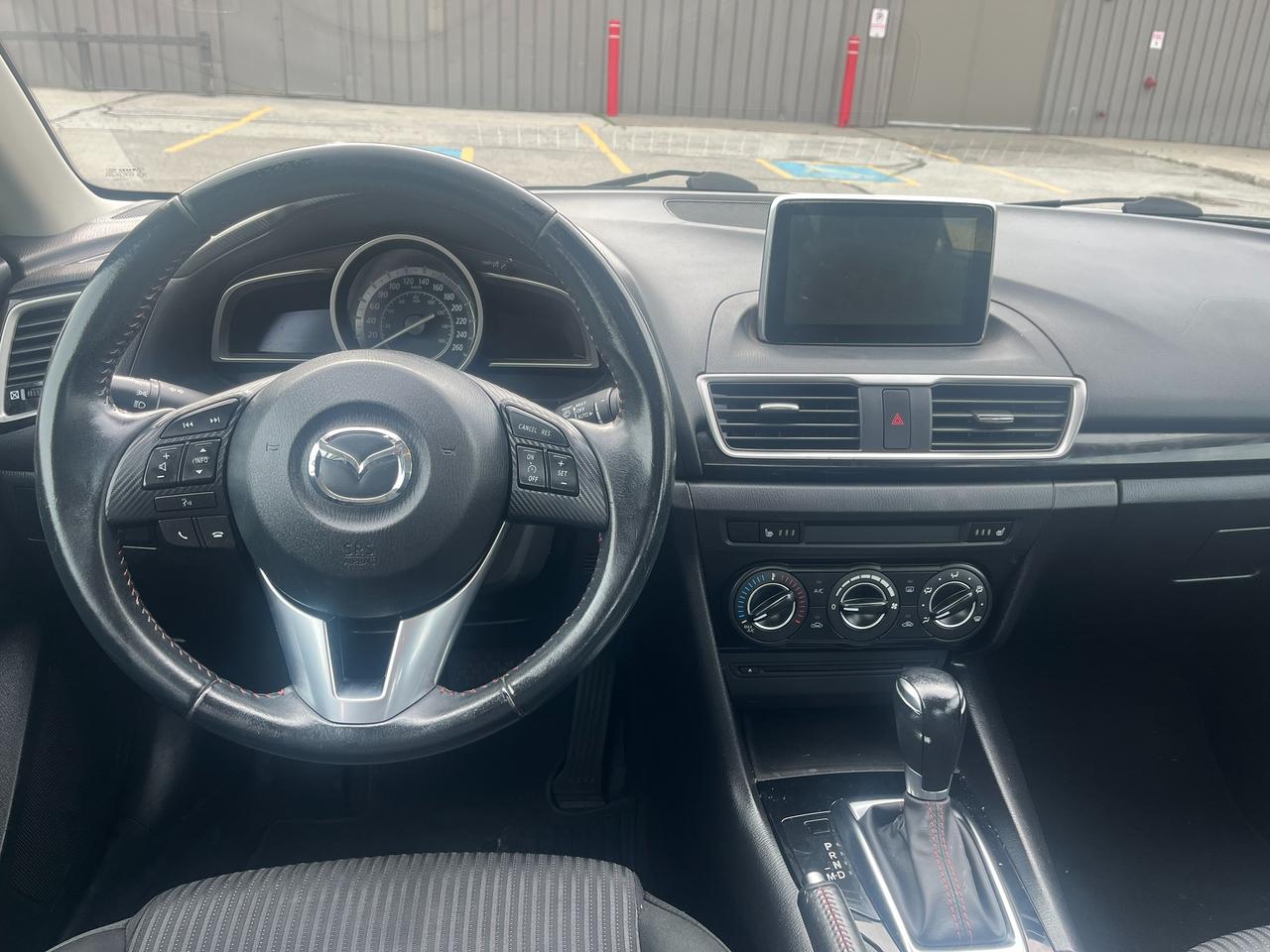 2015 Mazda MAZDA3 4dr Sdn Auto GS Photo