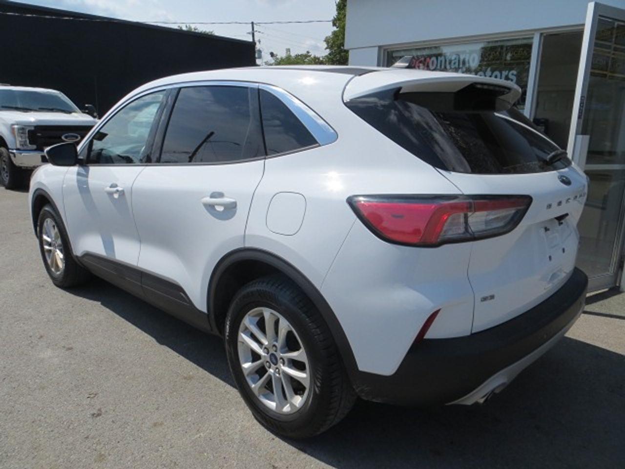 2020 Ford Escape CERTIFIED, ALL WHEEL DRIVE Photo
