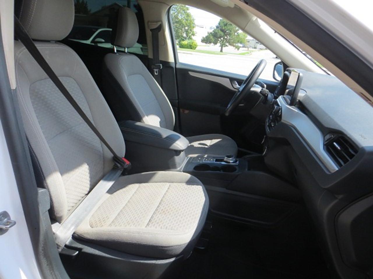 2020 Ford Escape CERTIFIED, ALL WHEEL DRIVE Photo