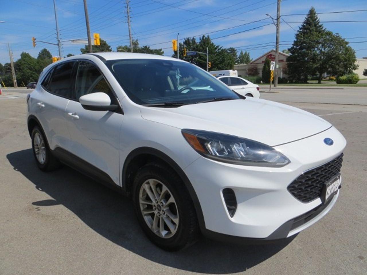 2020 Ford Escape CERTIFIED, ALL WHEEL DRIVE Photo