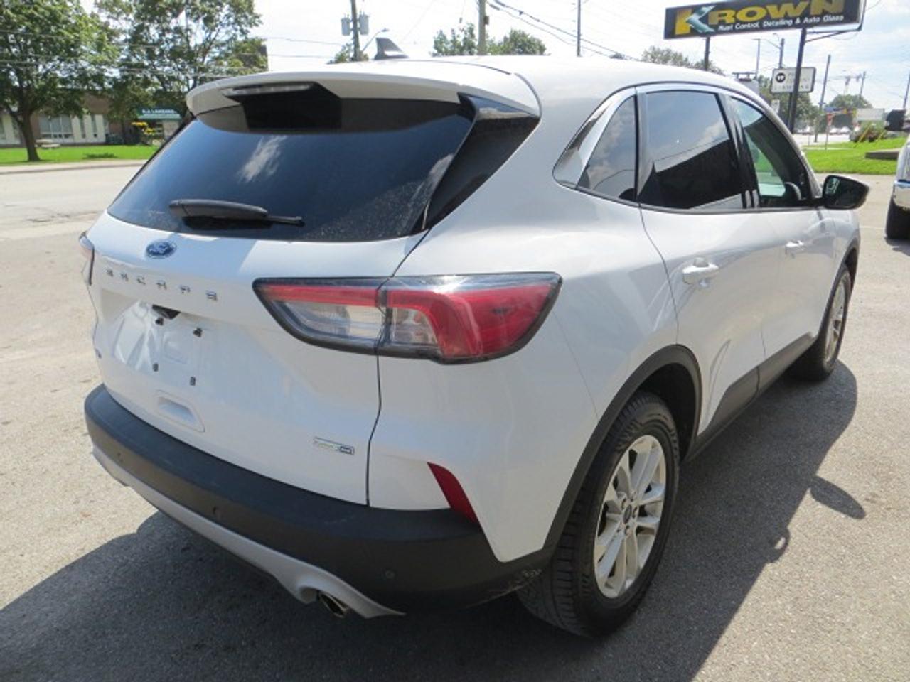 2020 Ford Escape CERTIFIED, ALL WHEEL DRIVE Photo