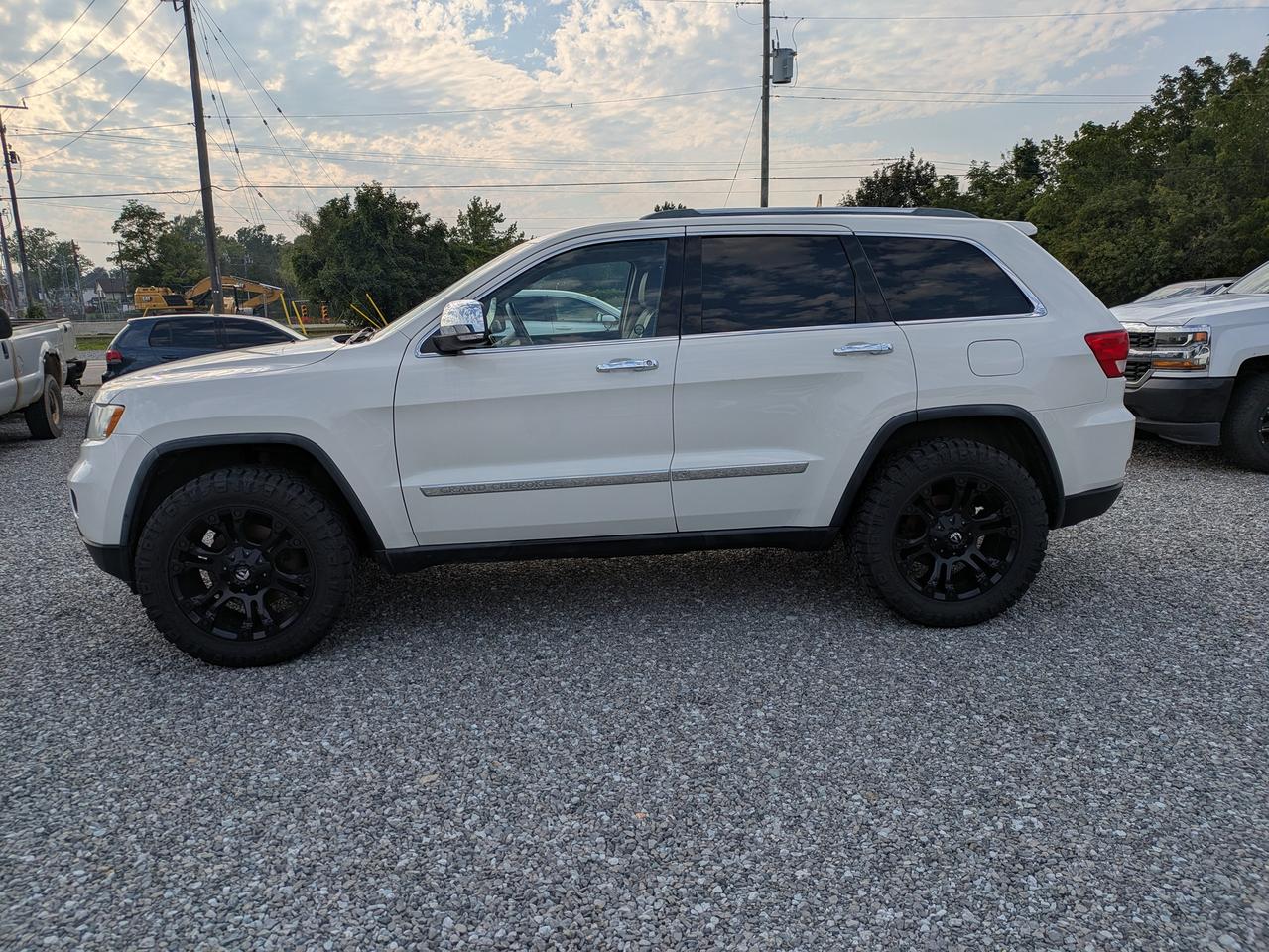 2011 Jeep Grand Cherokee 4WD 4Dr Limited Photo1