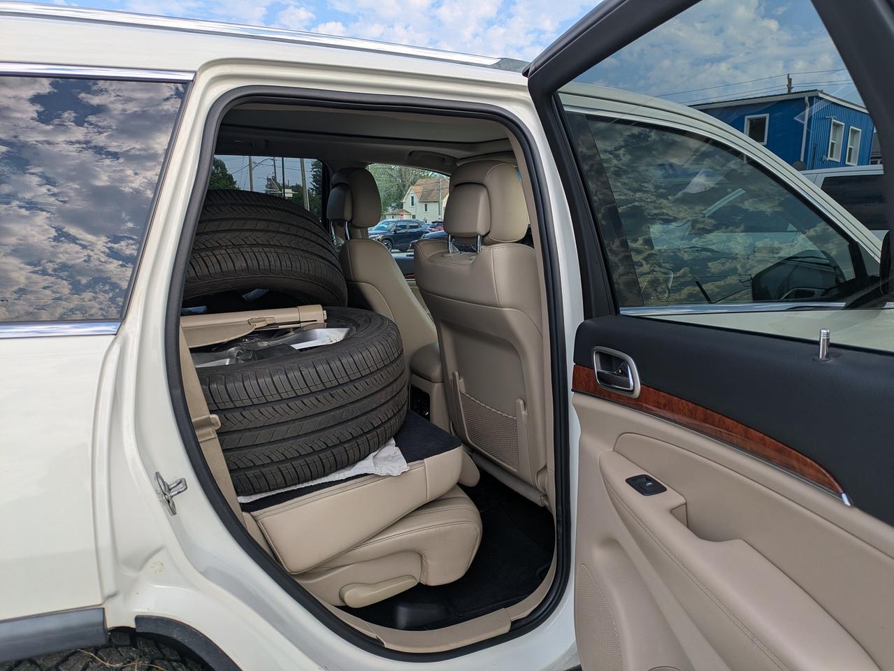2011 Jeep Grand Cherokee 4WD 4Dr Limited Photo