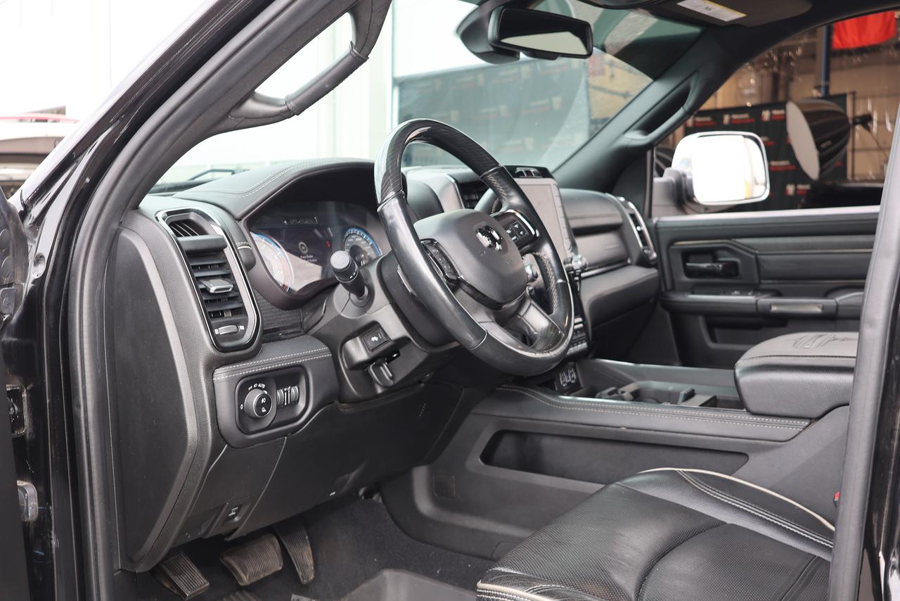 2022 RAM 3500 Limited - NO ACCIDENTS | CARPPLAY | VENT | 4WD Photo
