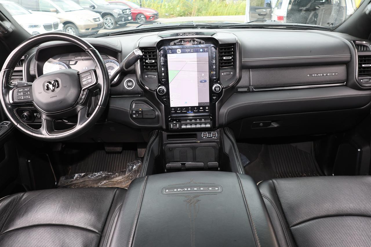 2022 RAM 3500 Limited - NO ACCIDENTS | CARPPLAY | VENT | 4WD Photo