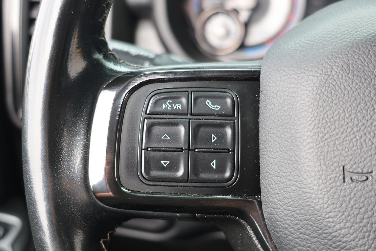 2022 RAM 3500 Limited - NO ACCIDENTS | CARPPLAY | VENT | 4WD Photo