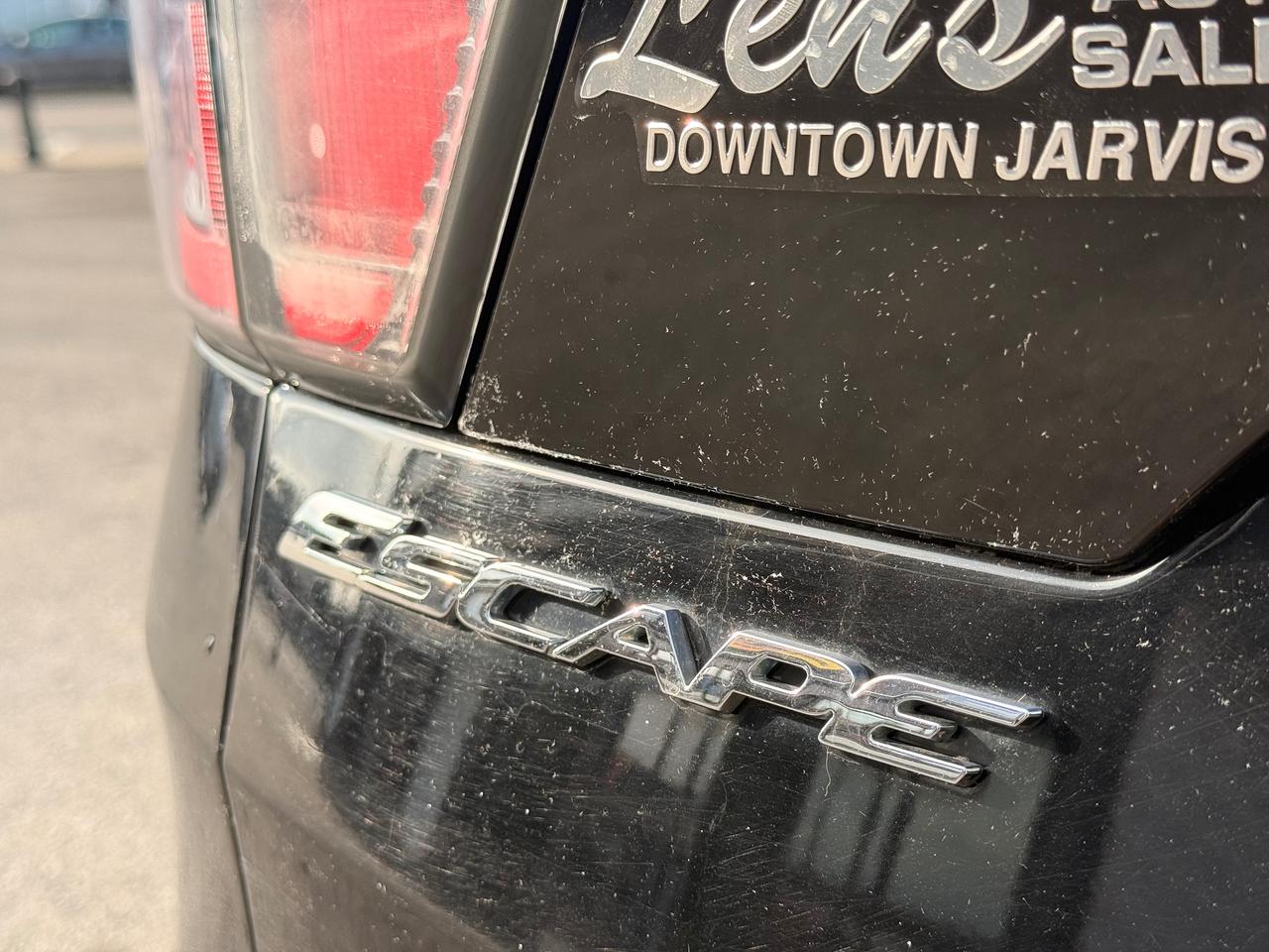 2017 Ford Escape SE Photo