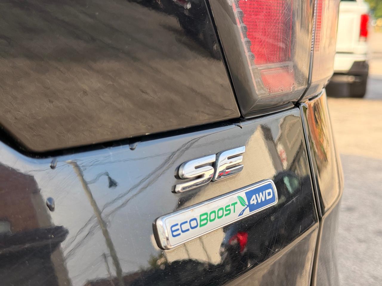 2017 Ford Escape SE Photo
