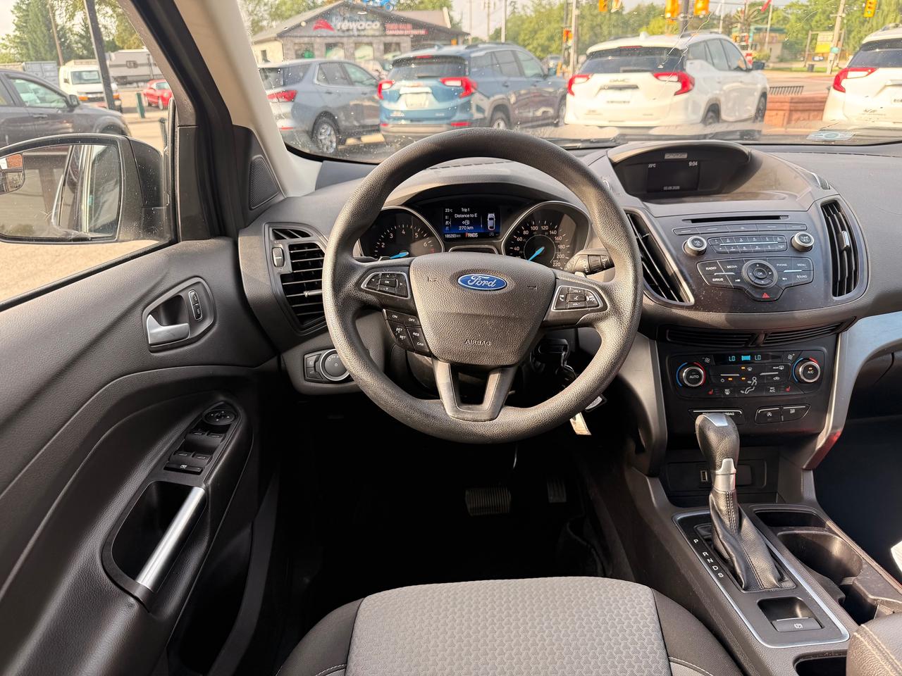 2017 Ford Escape SE Photo