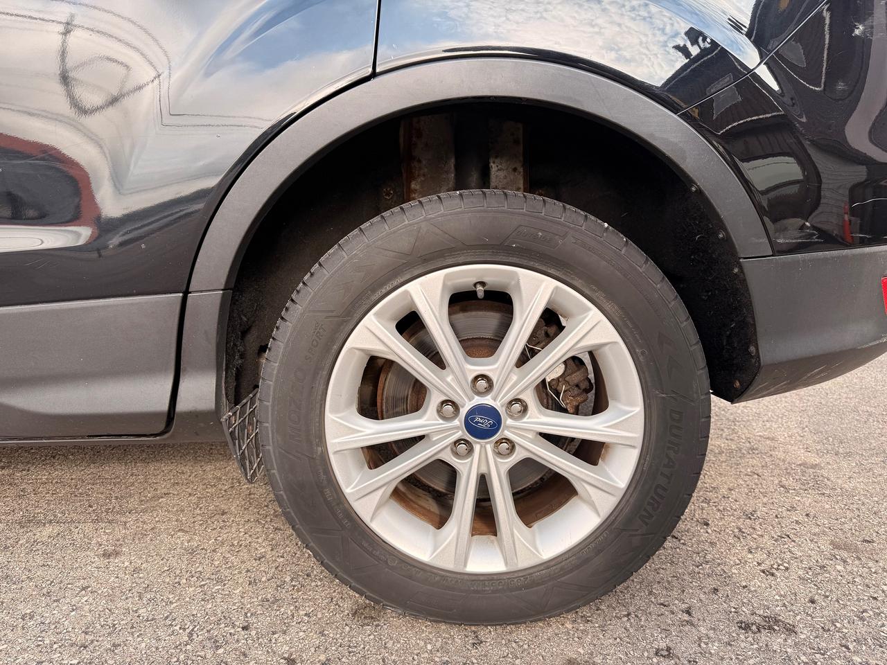 2017 Ford Escape SE Photo