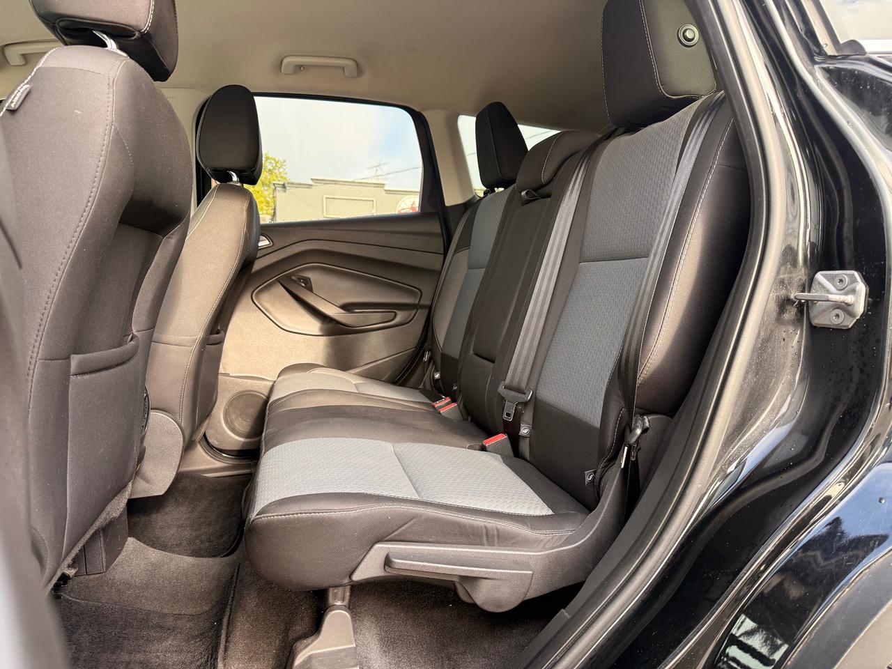 2017 Ford Escape SE Photo