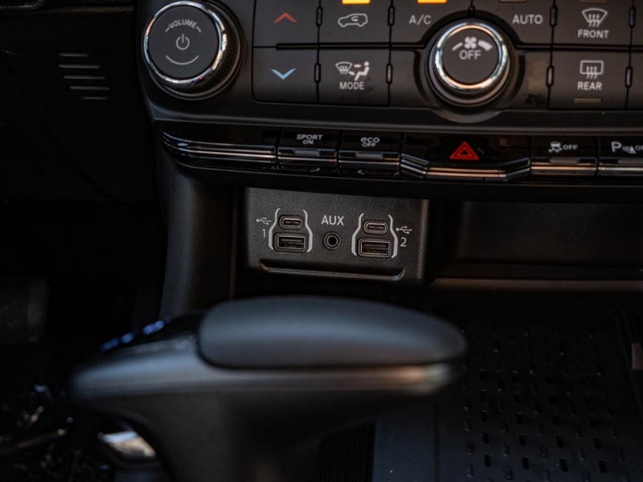 2027 Dodge Durango GT HEMI V8 Premium Photo
