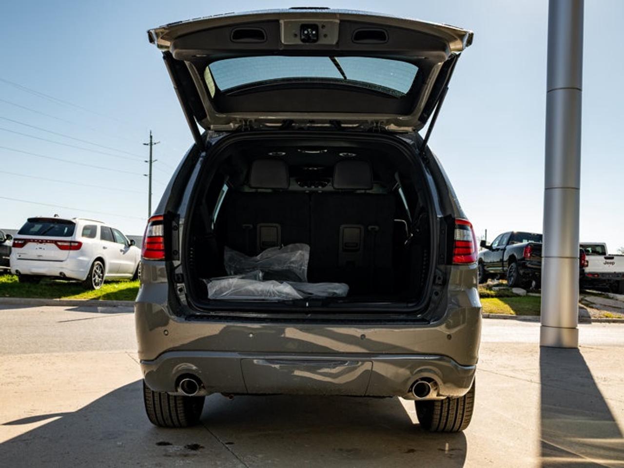 2027 Dodge Durango GT HEMI V8 Premium Photo
