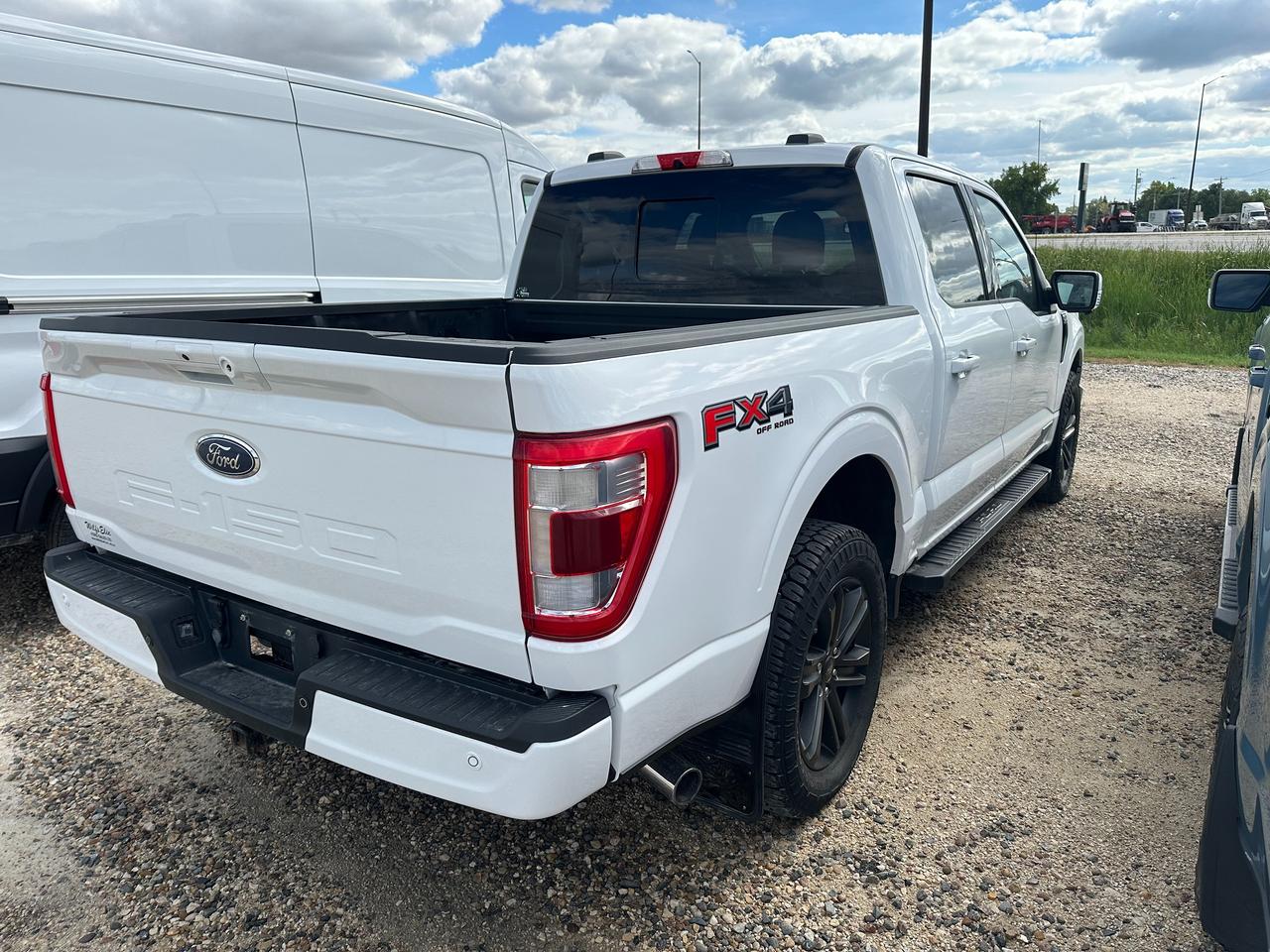 2021 Ford F-150 Lariat Photo