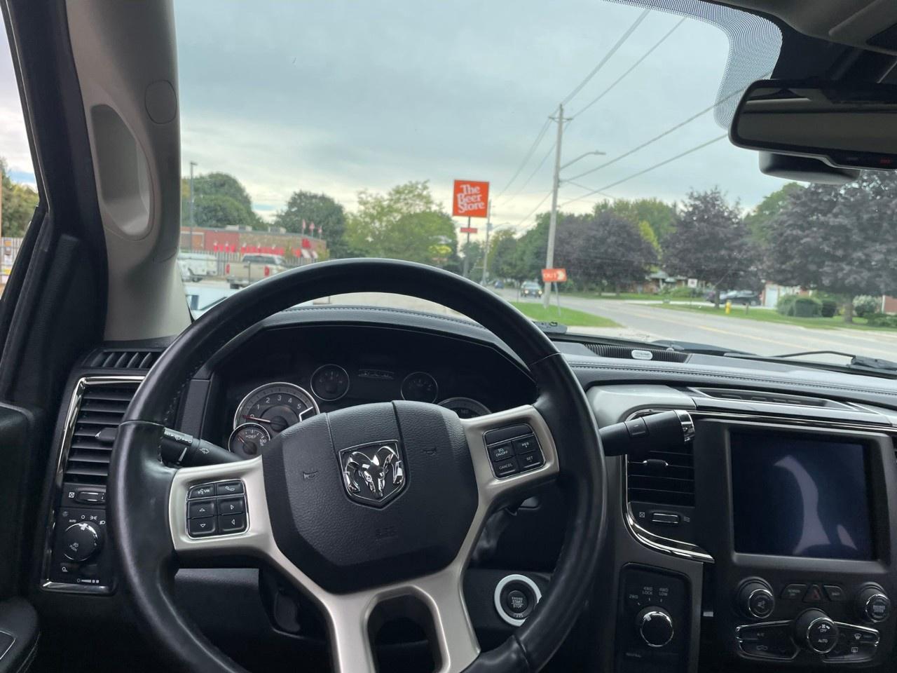 2018 RAM 2500 Laramie 4x4 Crew Cab 6'4" Box Photo