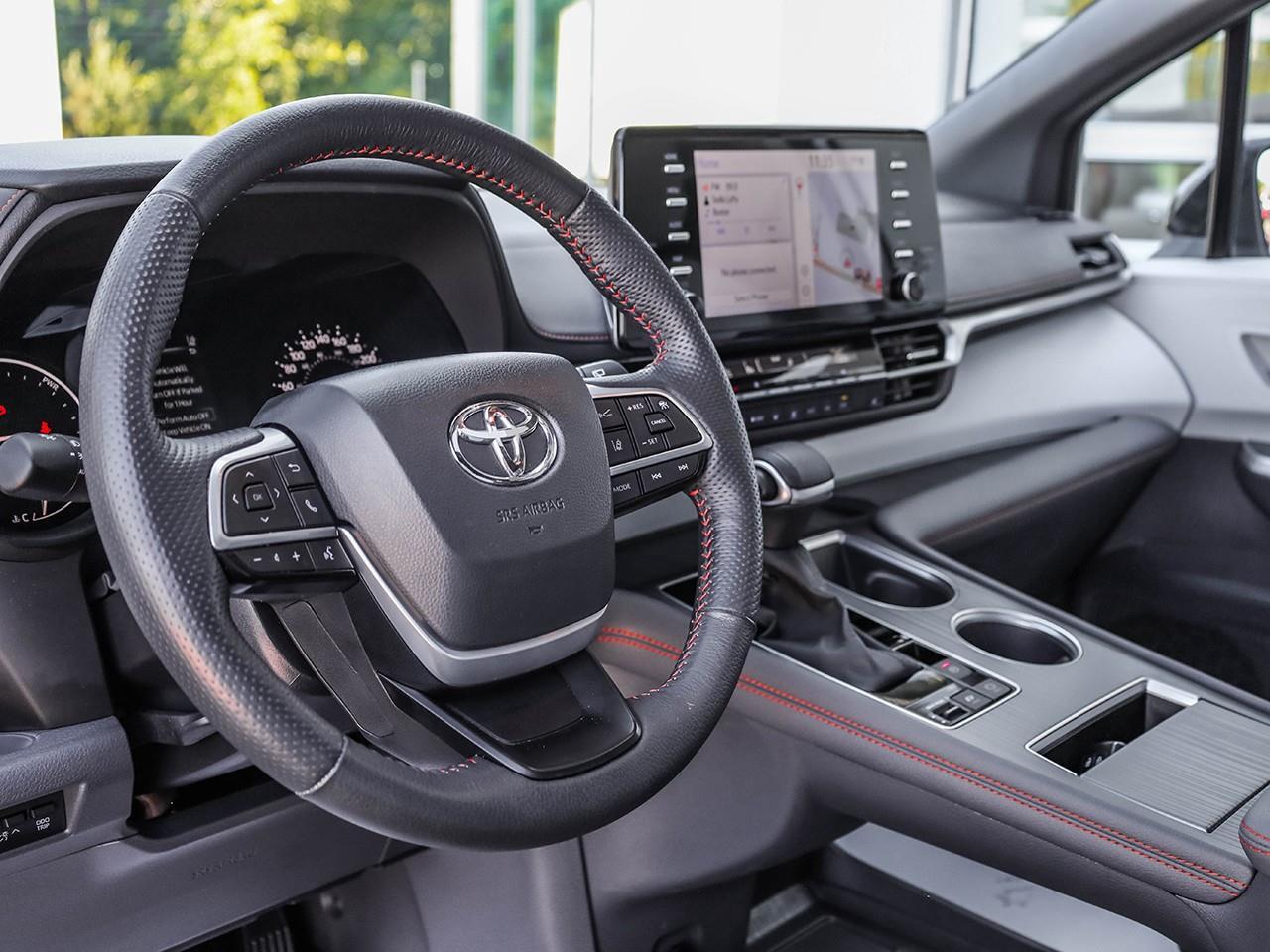 2024 Toyota Sienna XSE 7-Passenger HEATED LEATHER SEATS-HEATED STEERING WHEEL-SUNROOF- Photo