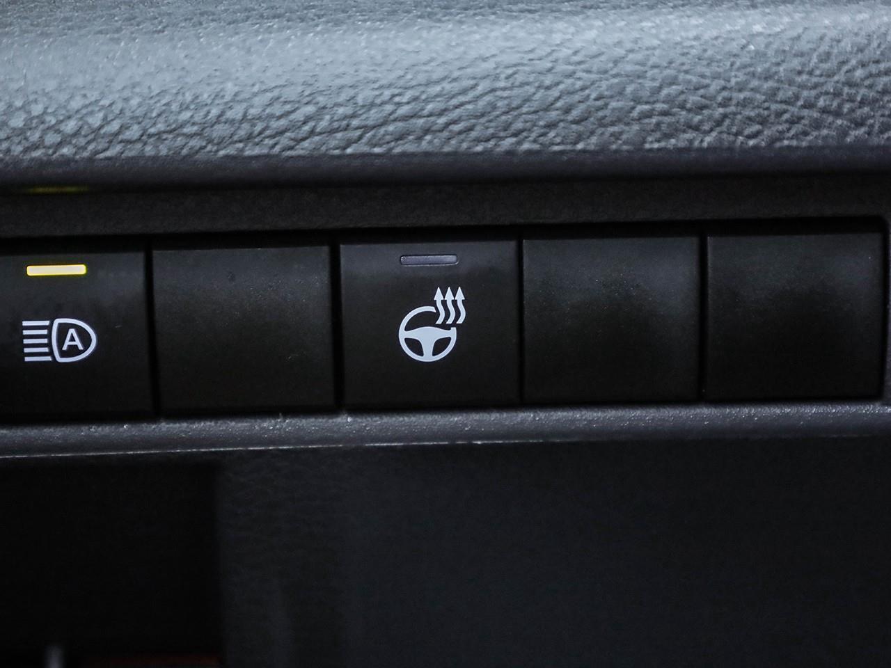 2024 Toyota Sienna XSE 7-Passenger HEATED LEATHER SEATS-HEATED STEERING WHEEL-SUNROOF- Photo