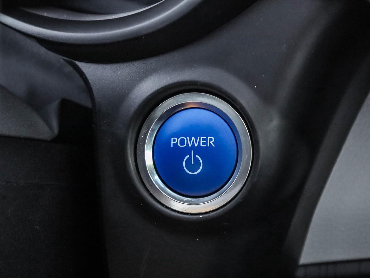 2024 Toyota Sienna XSE 7-Passenger HEATED LEATHER SEATS-HEATED STEERING WHEEL-SUNROOF- Photo